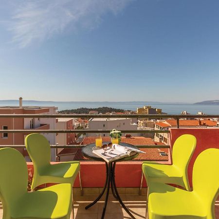 Lovely Apartment In Makarska With Kitchenette Exteriér fotografie