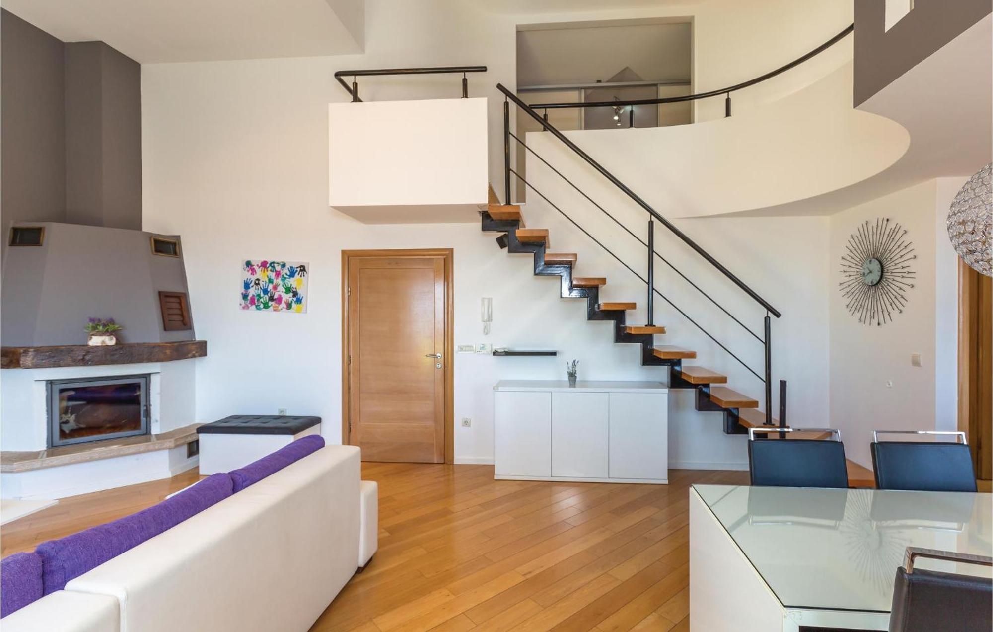 Lovely Apartment In Makarska With Kitchenette Exteriér fotografie