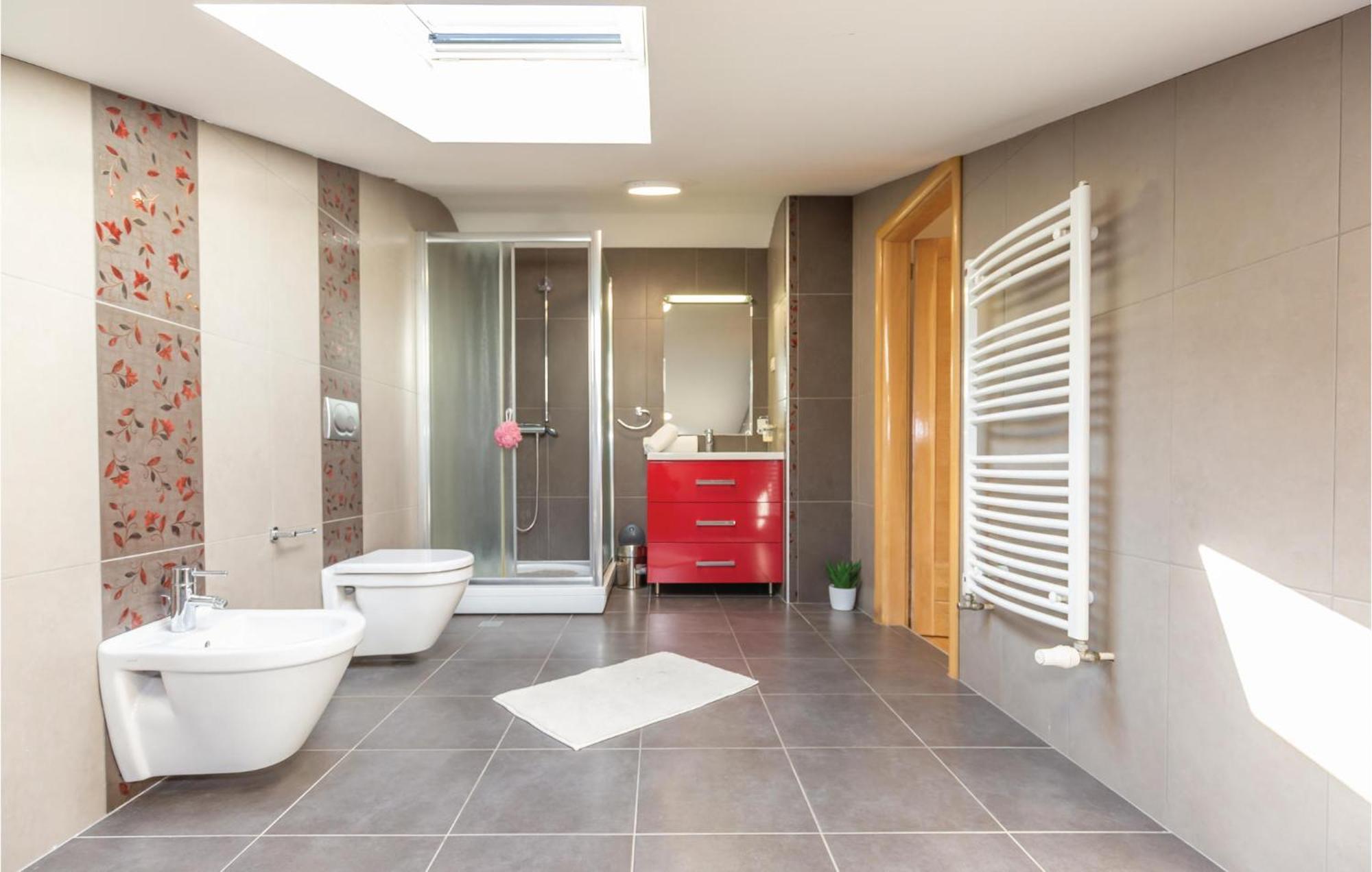 Lovely Apartment In Makarska With Kitchenette Exteriér fotografie