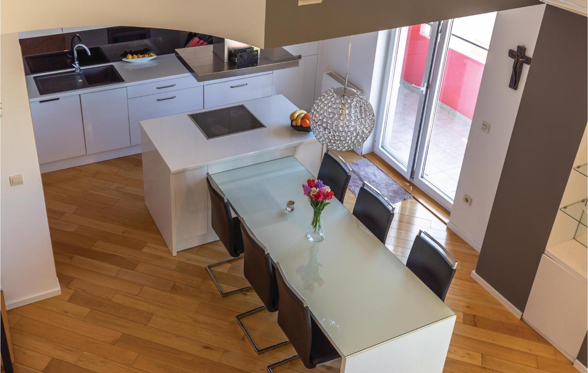 Lovely Apartment In Makarska With Kitchenette Exteriér fotografie